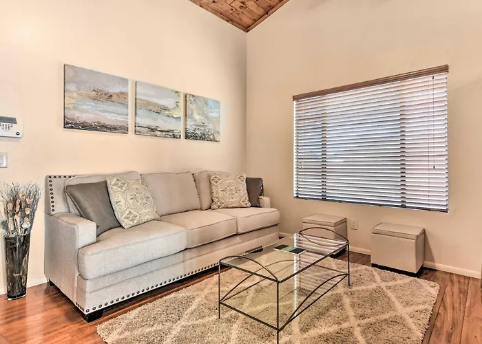 Fenced! Quiet 2-unit Combo In Holiday home *