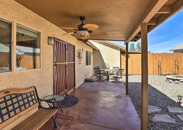 Holiday home Fenced! Quiet 2-unit Combo In